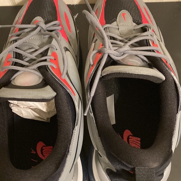 Nike Mens Airmax Zephyr Sneakers - Smoke grey/black/photon dust/siren red - Picture 11 of 13